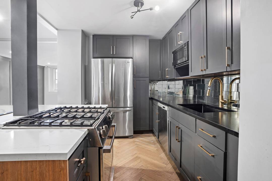 Renovated 2BR DEN 2BA 1, 328 SF South Facing with Herringbone Floors Beautifully renovated and thoughtfully designed, this 2 Bed Home Office, 2 bath home spans 1, 328 square feet, ...