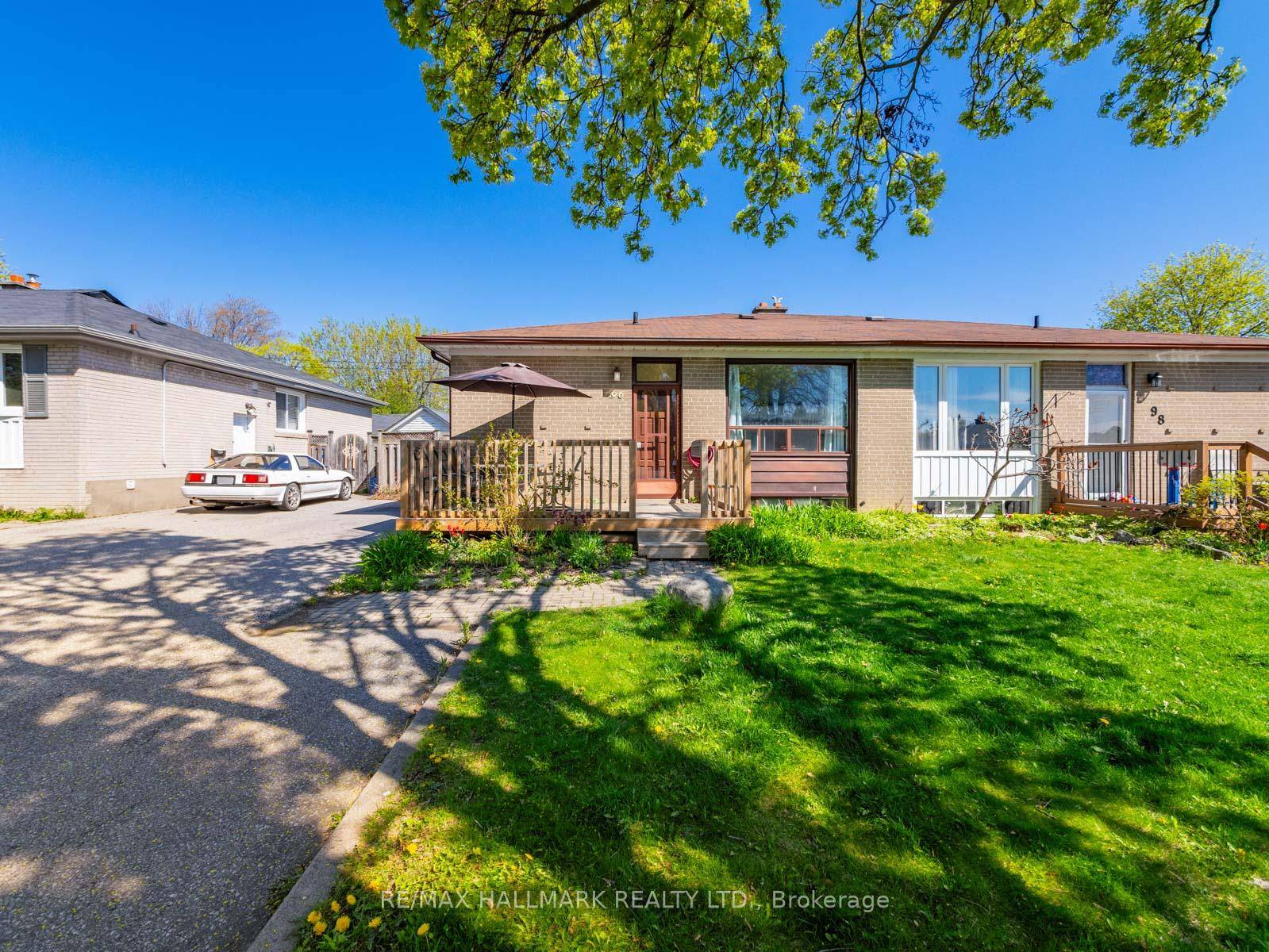 Incredible Value ! Spacious Bungalow with Separate Entrance Listed at Just 779, 900 !