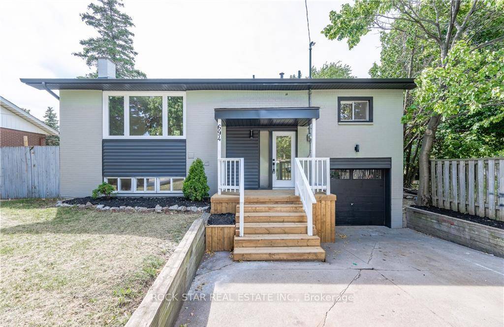 Welcome Home to Turnkey Elegance !