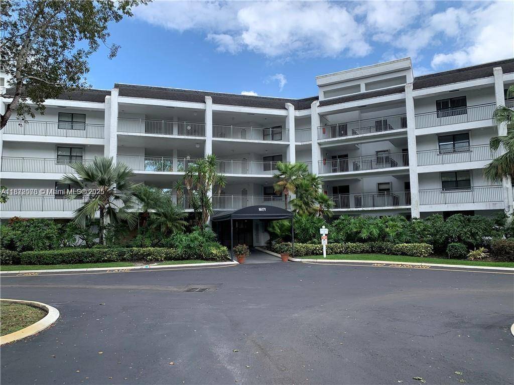Corner Unit, double balcony, IMPACT WINDOWS.