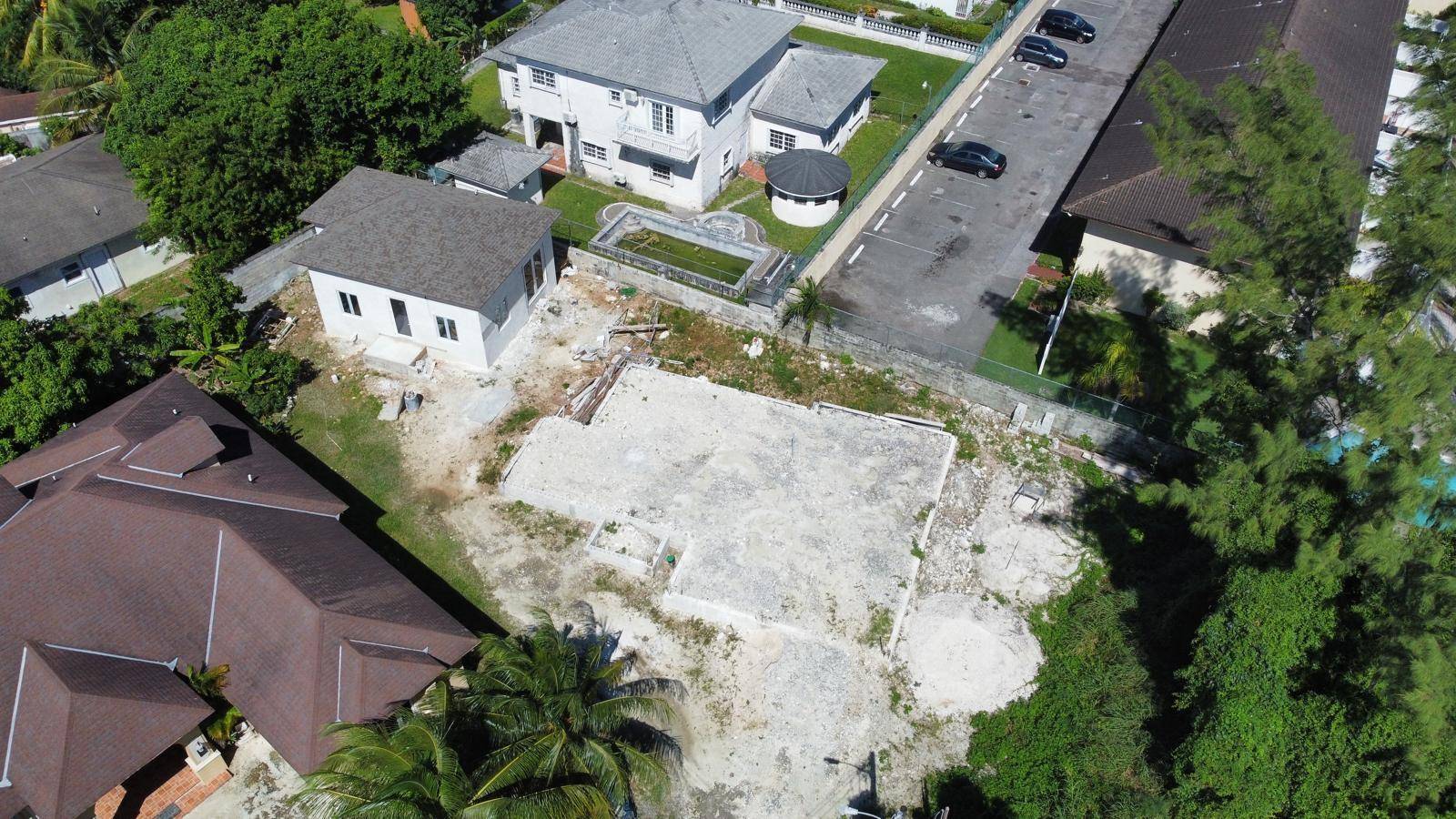 NASSAU BERRY AVENUE Single Family Home New-Providence