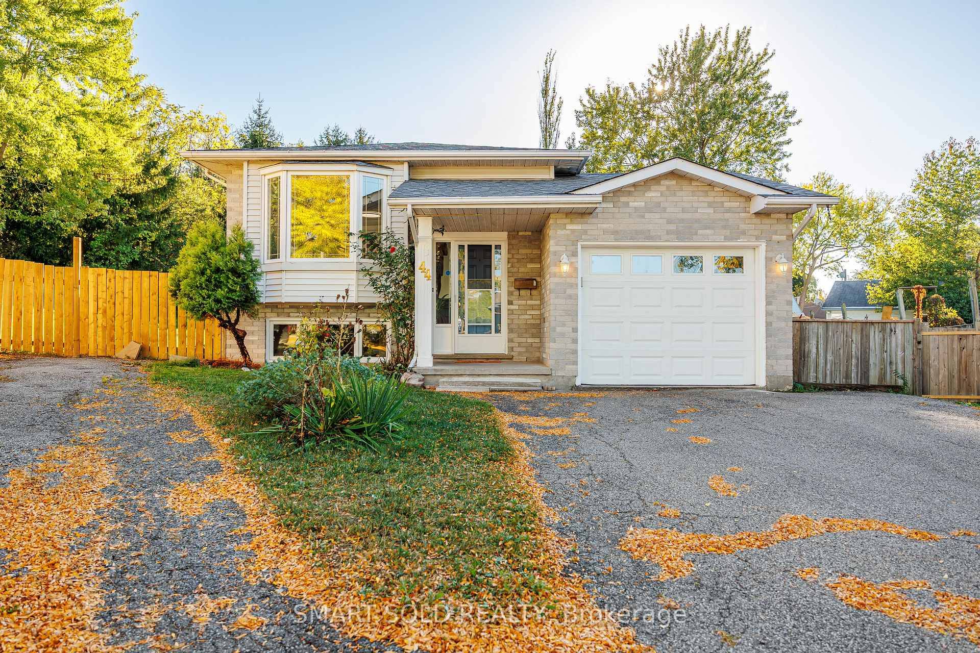 Beautifully Set On An 0. 3 Acre Private Ravine Lot Backing Onto The Escarpment With No Rear Neighbours, This Charming Detached Home Features 3 Bedrooms, 2 Bathrooms, And A Bright, ...