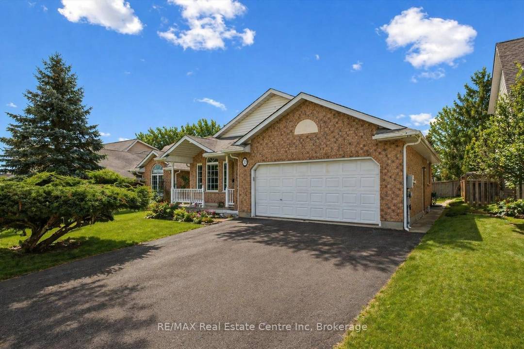 19 Merganser Dr is a spacious amp ; well maintained 4 1 bdrm home situated on large 50 X 120ft lot surrounded by mature trees in one of Guelph's most ...