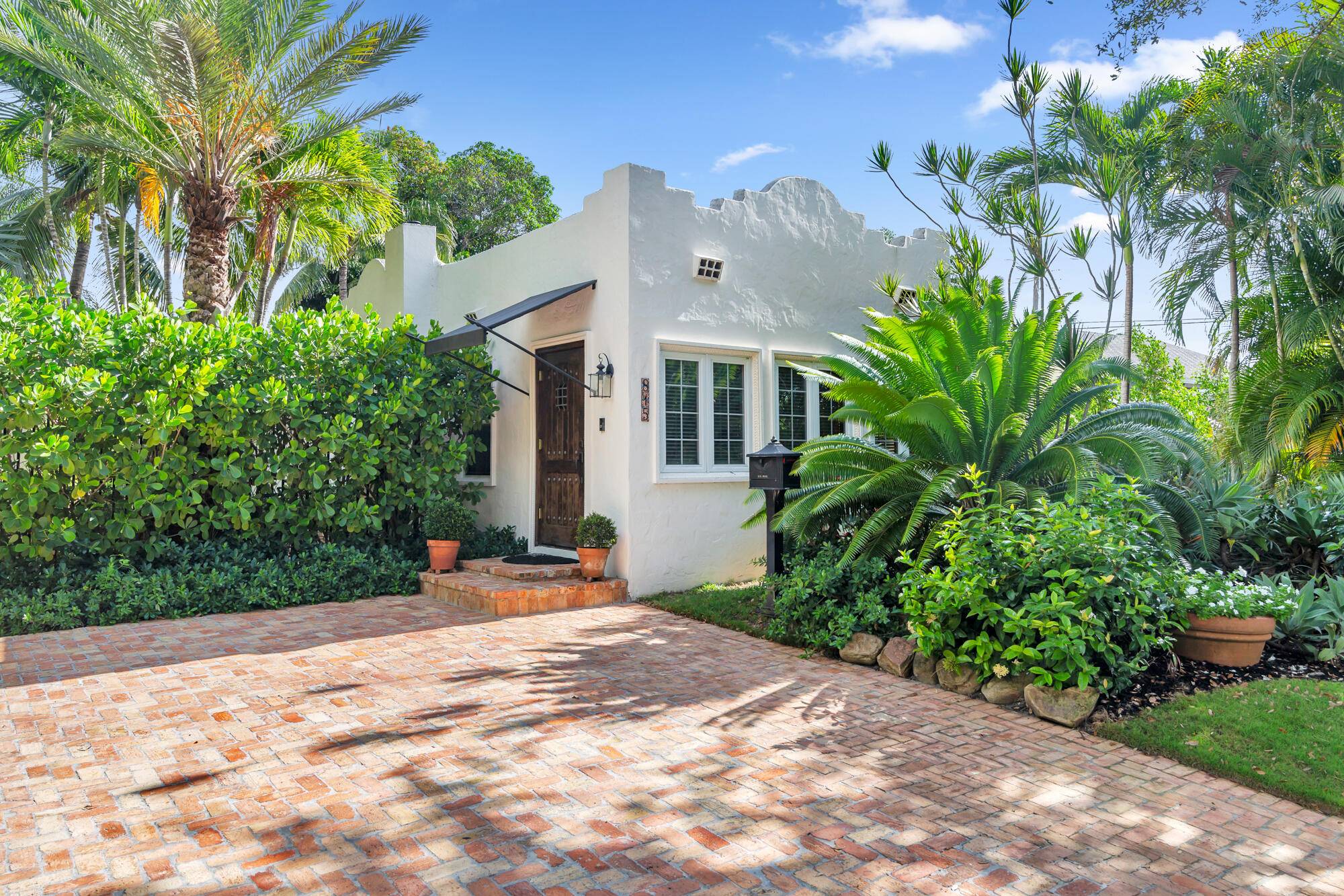 Beautifully renovated and well maintained 1925 Spanish Mission, 2 bedroom 2 bathroom with a 1 bedroom 1 bathroom cottage with large loggia, swimming pool, hot tub, sauna and cold plunge ...