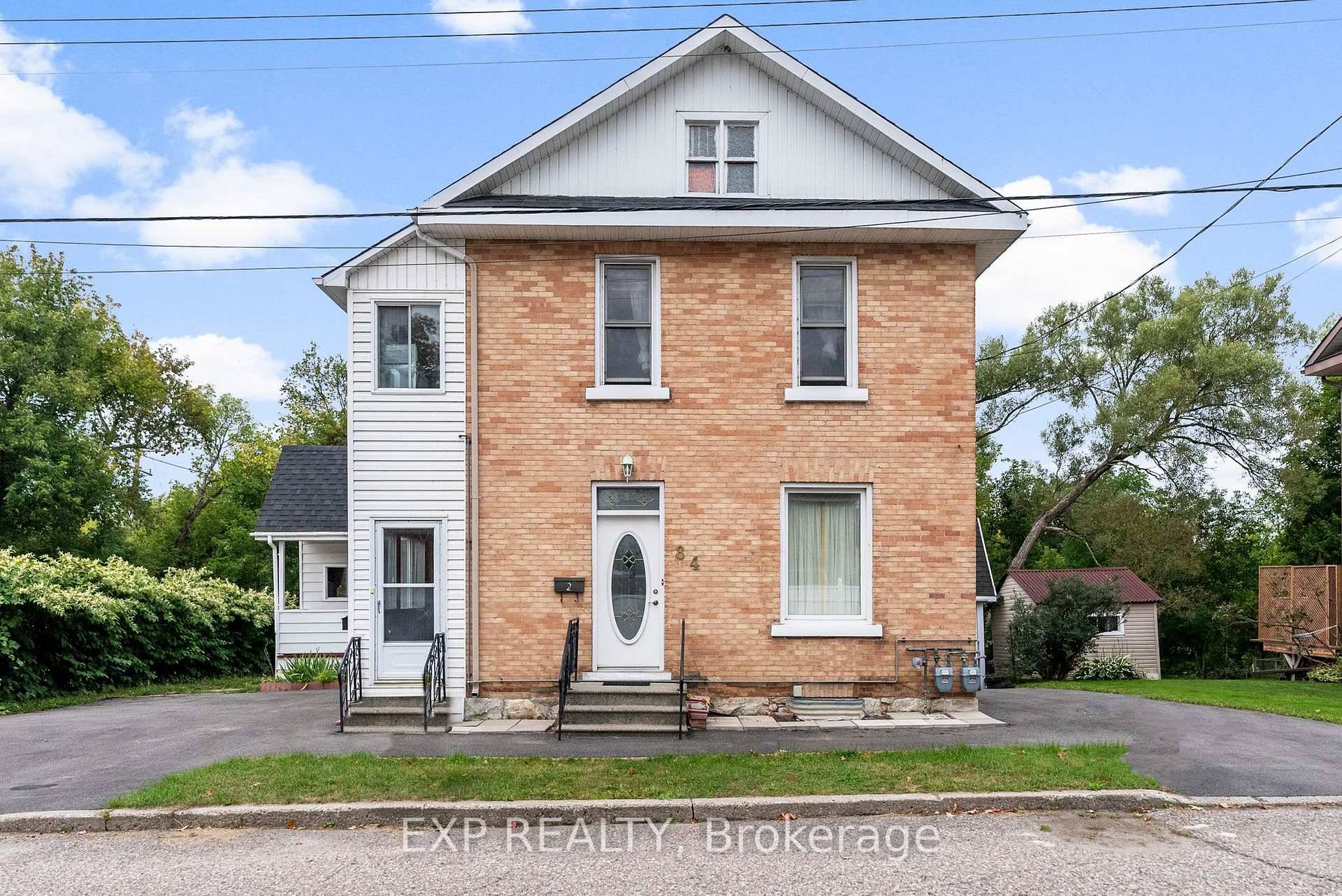 An excellent investment opportunity with triplex potential welcome to 84 Bank St N, a solid brick 2 storey duplex on a quiet street backing onto a peaceful creek.