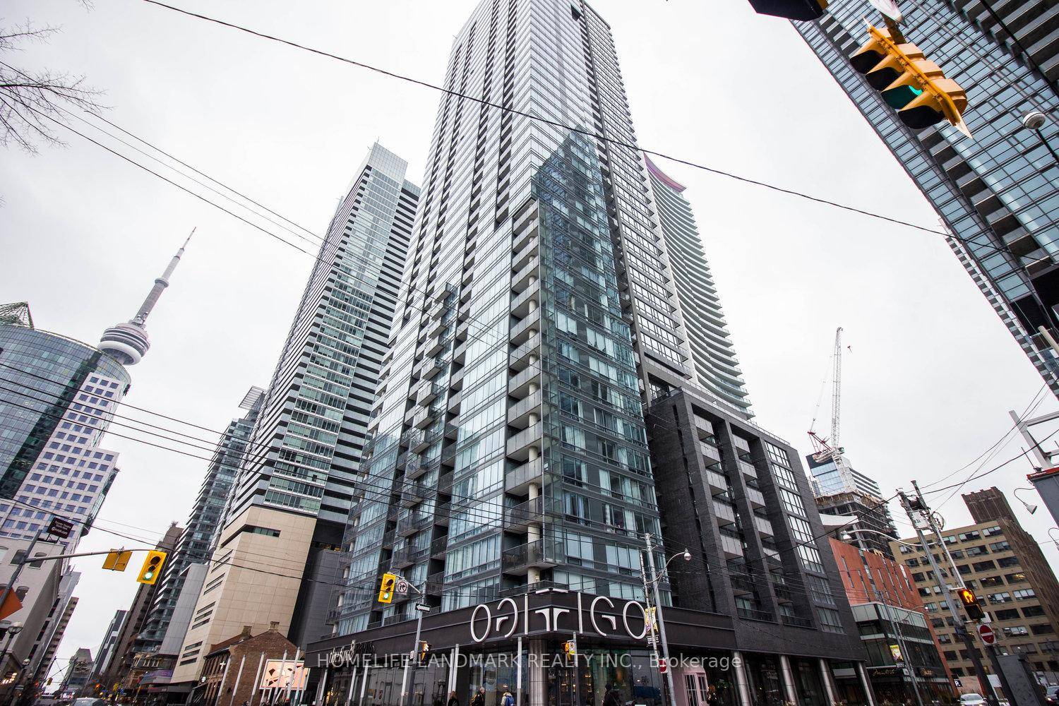 Luxury Pinnacle Condo On Adelaide, Right In The Heart Of Entertainment District, Gorgeous City View And Functional Layout To Live, Freshly Painted, Bright And Spacious, 2 Bedroom Split At Each ...