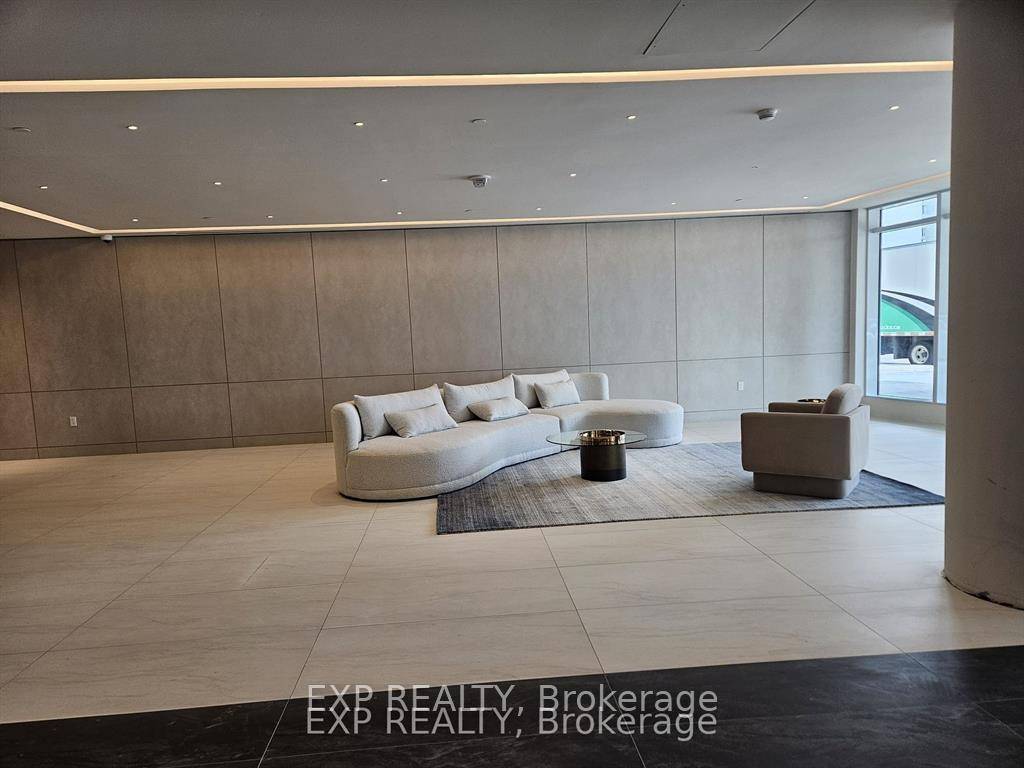 Be the first to live in the highly anticipated Promenade Park Park Towers.