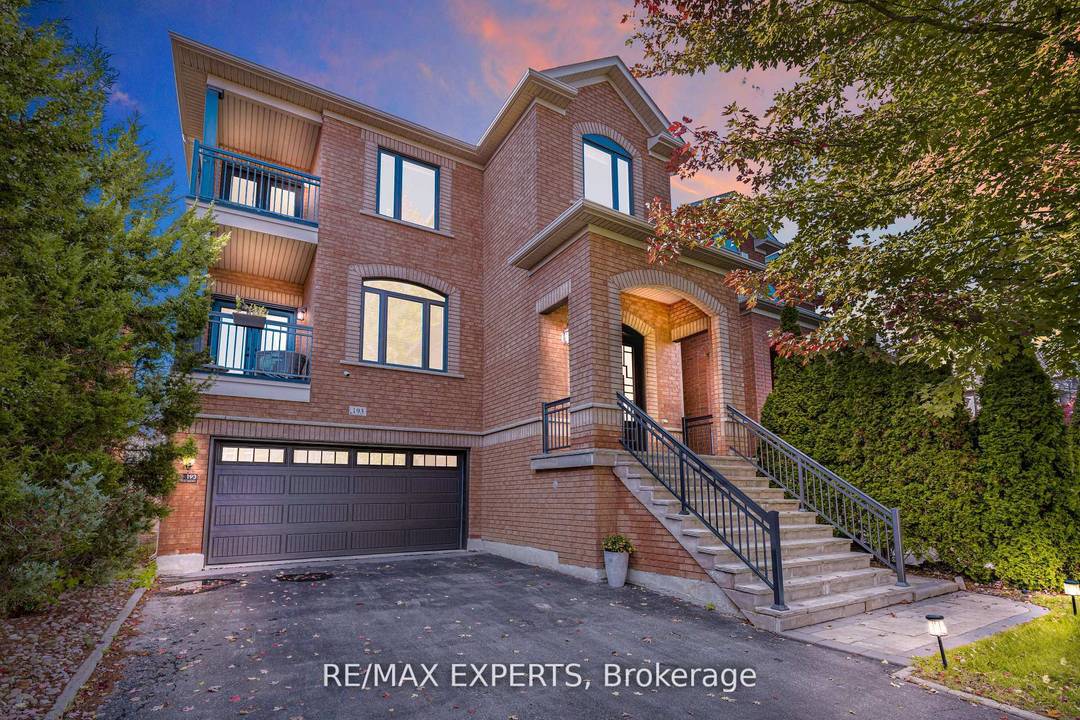 Welcome To 193 Fairlane Crescent A Beautifully Upgraded, Turnkey Home In The Highly Sought After Vellore Village Community !