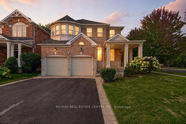 Stunning Corner Lot, 5 Bedroom Home Backs to Forest amp ; Just Beside the Park.