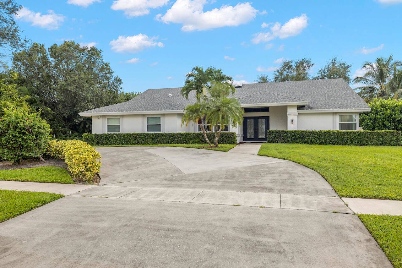 Spacious and bright, this home offers a split floor plan perfect for seasonal living.