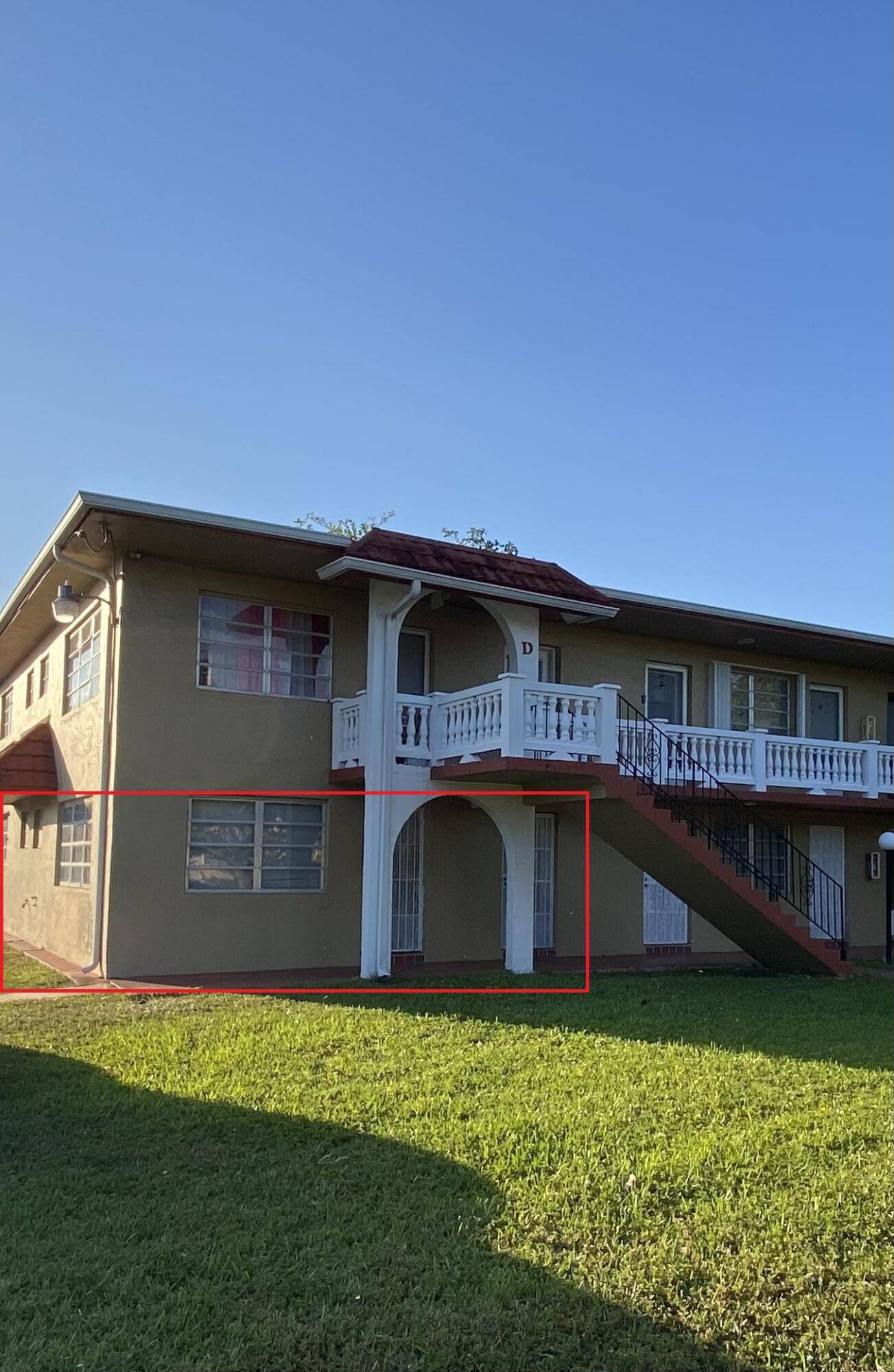 FIRST FLOOR, VERY SPACIOUS 2 2, GARDEN APARTMENT.