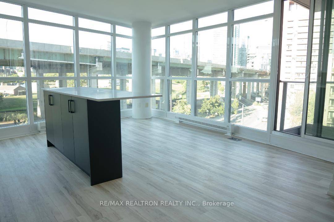 Welcome To This Stunning Unit In Fort York !