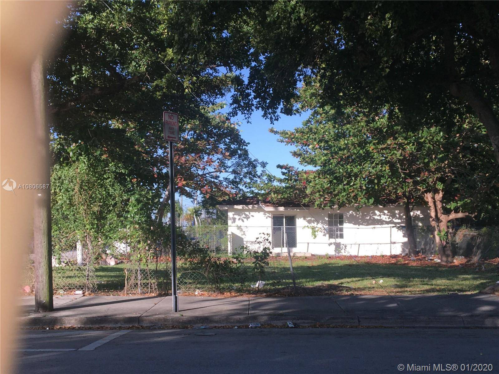 6870 NW 18th Ave Land Florida