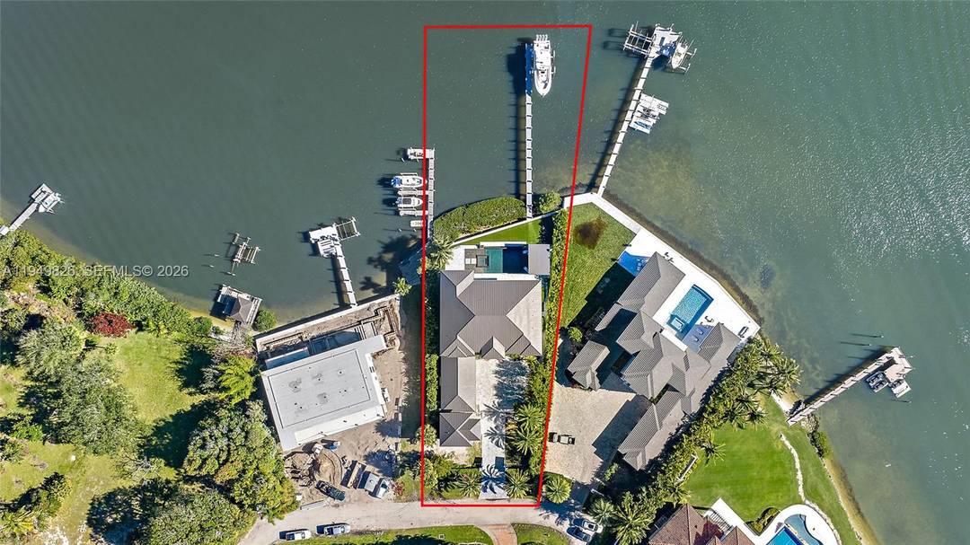 Waterfront estate home built in 2022, ideally positioned on a quiet street with fewer than ten homes and offering some of the most impressive views Jupiter has to offer.