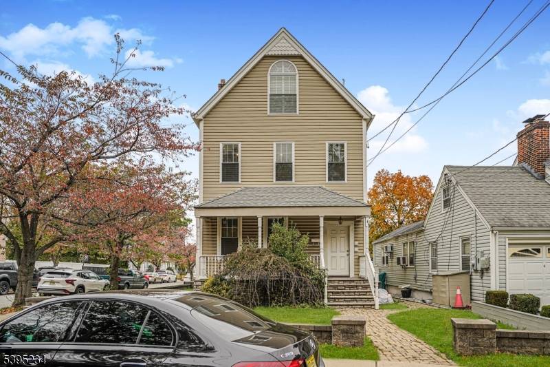 Lights, Camera, Belleville !