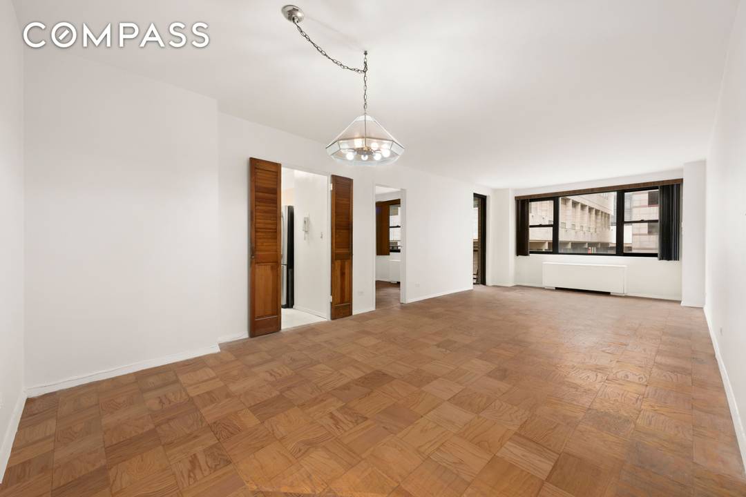 Spacious Corner Living with Private Outdoor Space at Lincoln Terrace Welcome home to Residence 6W at 165 West 66th Street a bright and generously proportioned corner residence offering exceptional space, ...