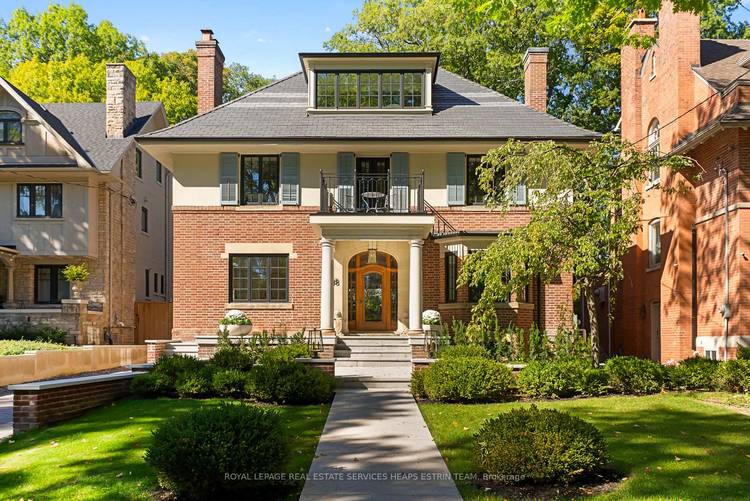 Thoughtfully rebuilt and beautifully layered, 38 Edgar Avenue brings together heritage architecture, contemporary design, and global influences in a distinctly Rosedale setting.
