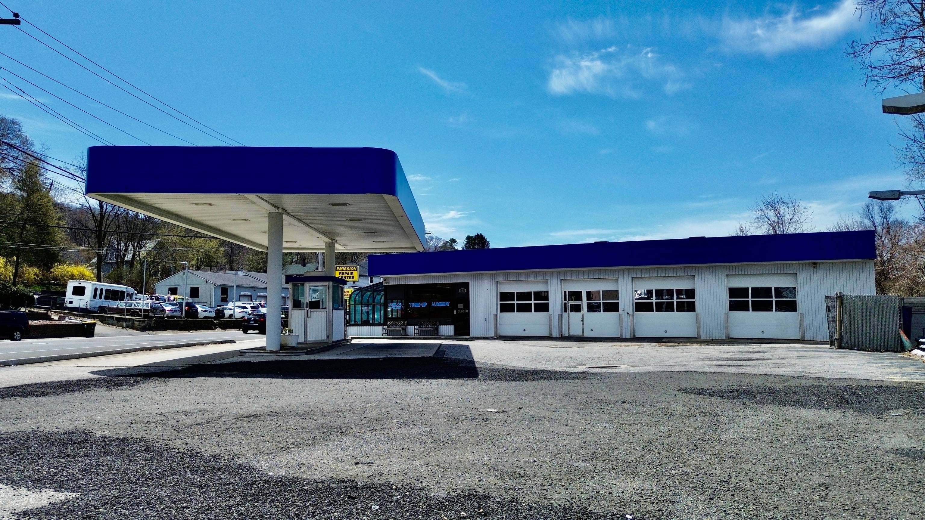 Turnkey auto repair facility for lease.
