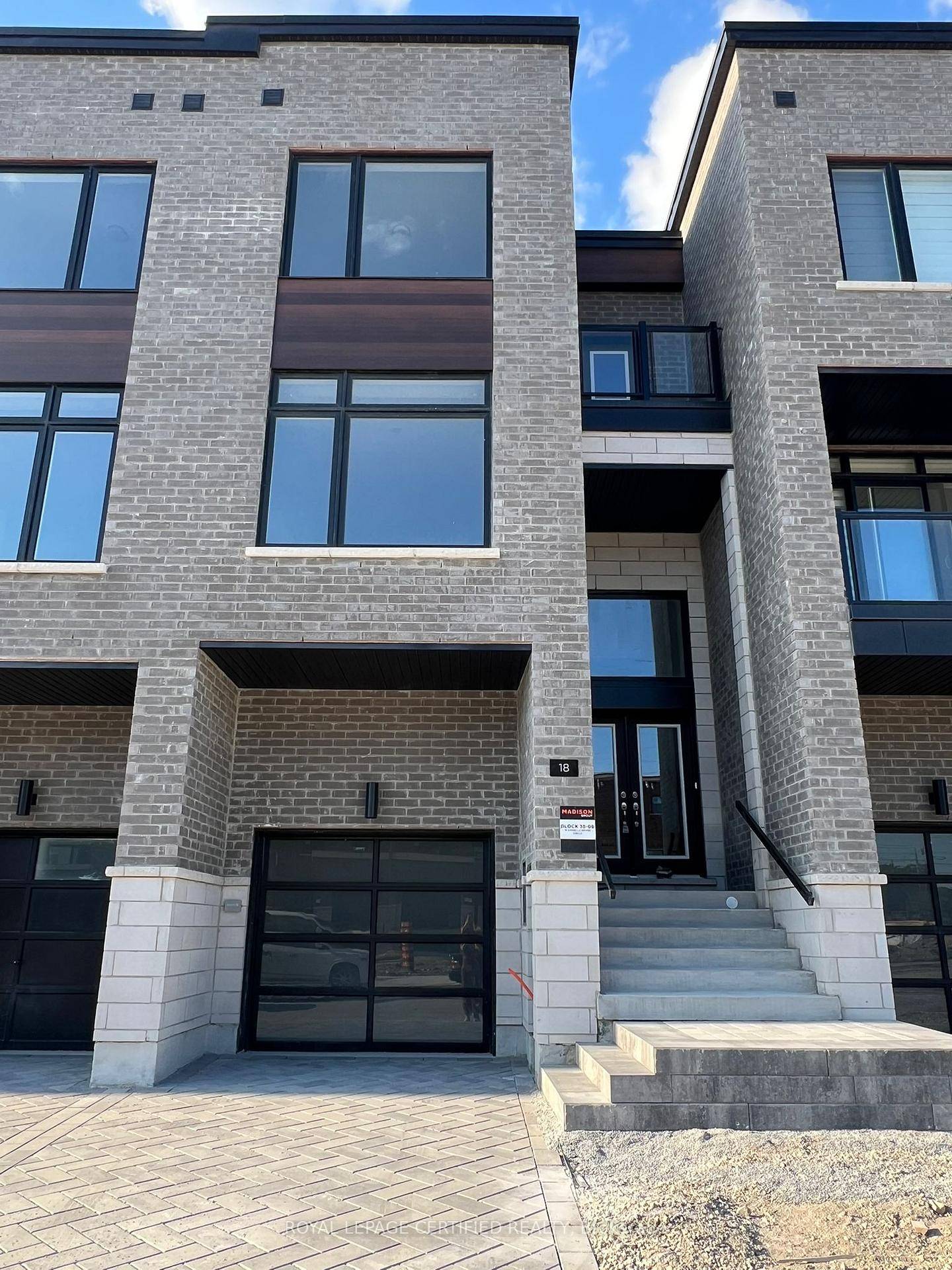 Brand new MILA Townhouse is the proud presentation of the prestigious builder Madison, boasting meticulous finishing and cutting edged designs.