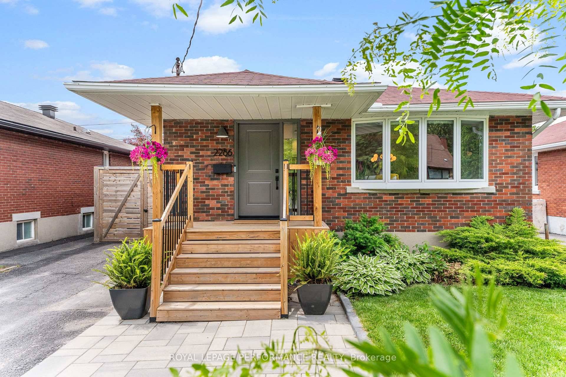 Welcome to 2286 Utah Street where all the work has been done !