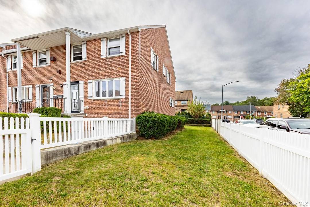 Whole house completely newly renovated, new finished basement, new 3 bath.