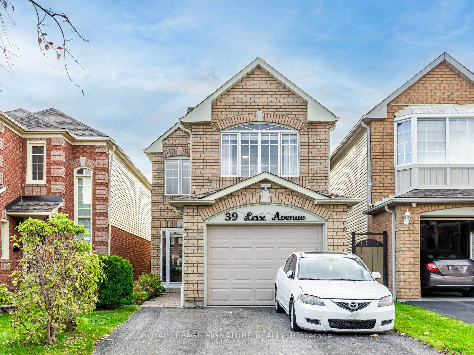 Discover the perfect blend of style and function in this spacious 3 bedroom detached home in Central Ajax.