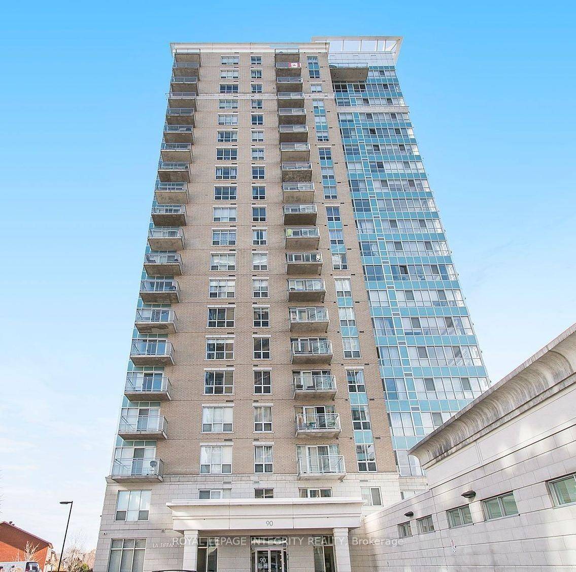 Immaculate 1 Bedroom Apartment with Stunning River and Ottawa Skyline Views.