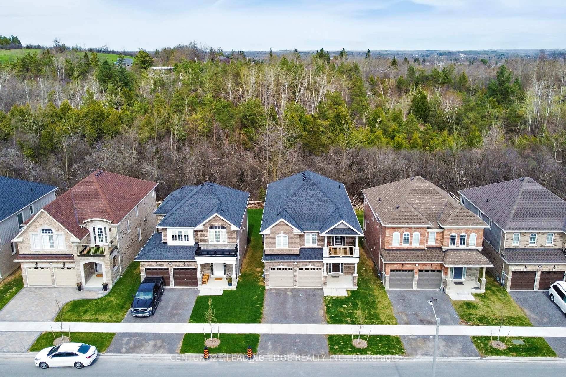 Welcome to 630 Lemay Grove, Ravine lot in the heart of Peterborough's prestigious Trails of Lily Lake.