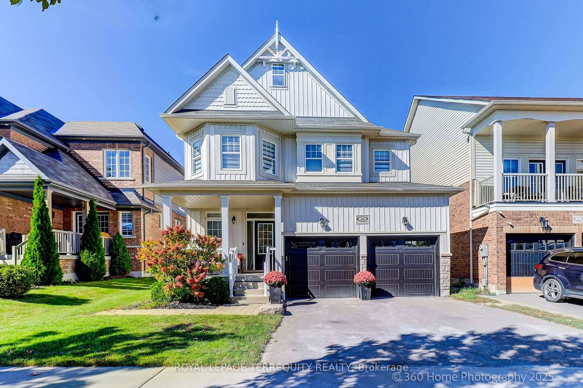 A truly sparkling former model home designed for elevated urban living Heres a perfect opportunity to own a bright, south facing amp ; spacious 4 bdrm, 3 baths in prestigious ...