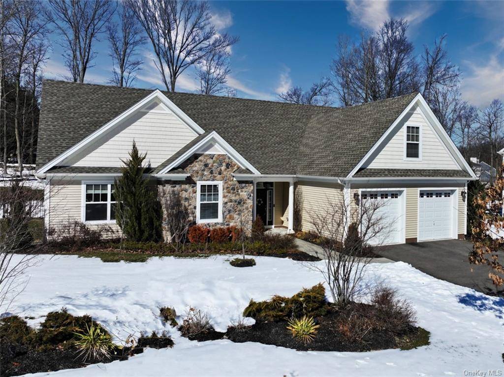 Custom Completed Construction 2018 in prestigious Stone Hollow Culdesac !