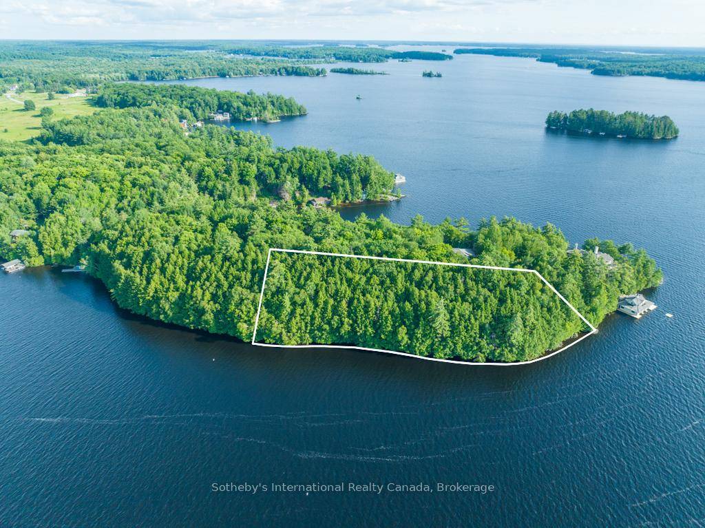 Discover a hidden treasure on the coveted shores of Lake Muskoka.