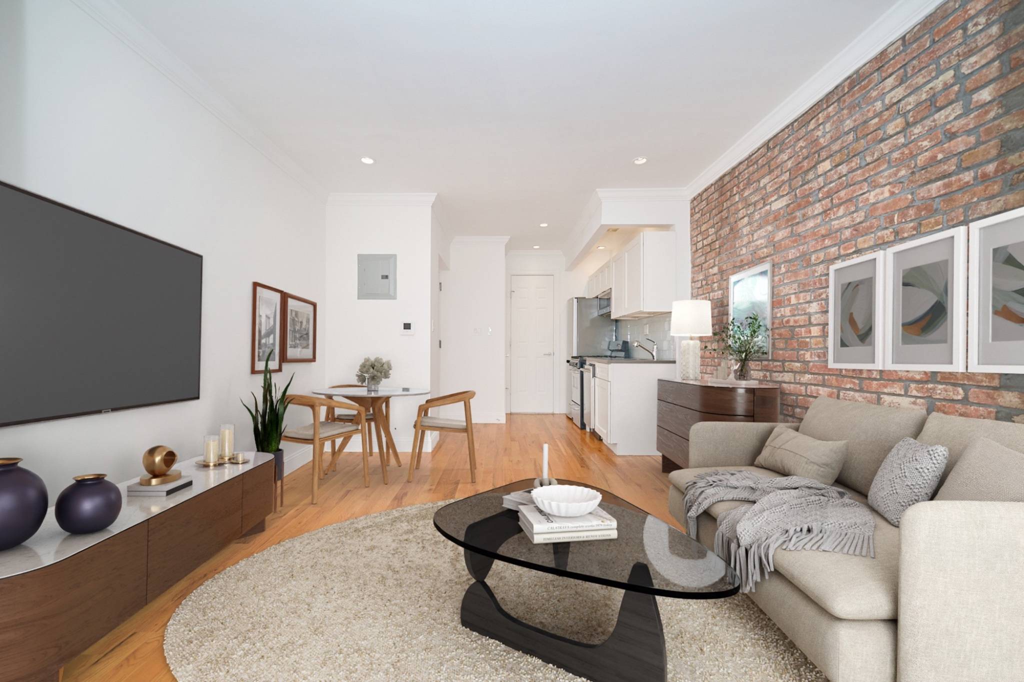 1 bedroom apartment located on the Upper East Side.