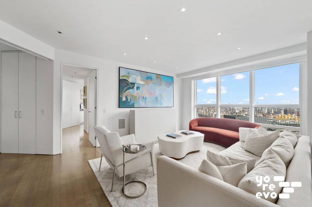 Welcome to Residence 55A at 146 West 57th Street in Metropolitan Tower.