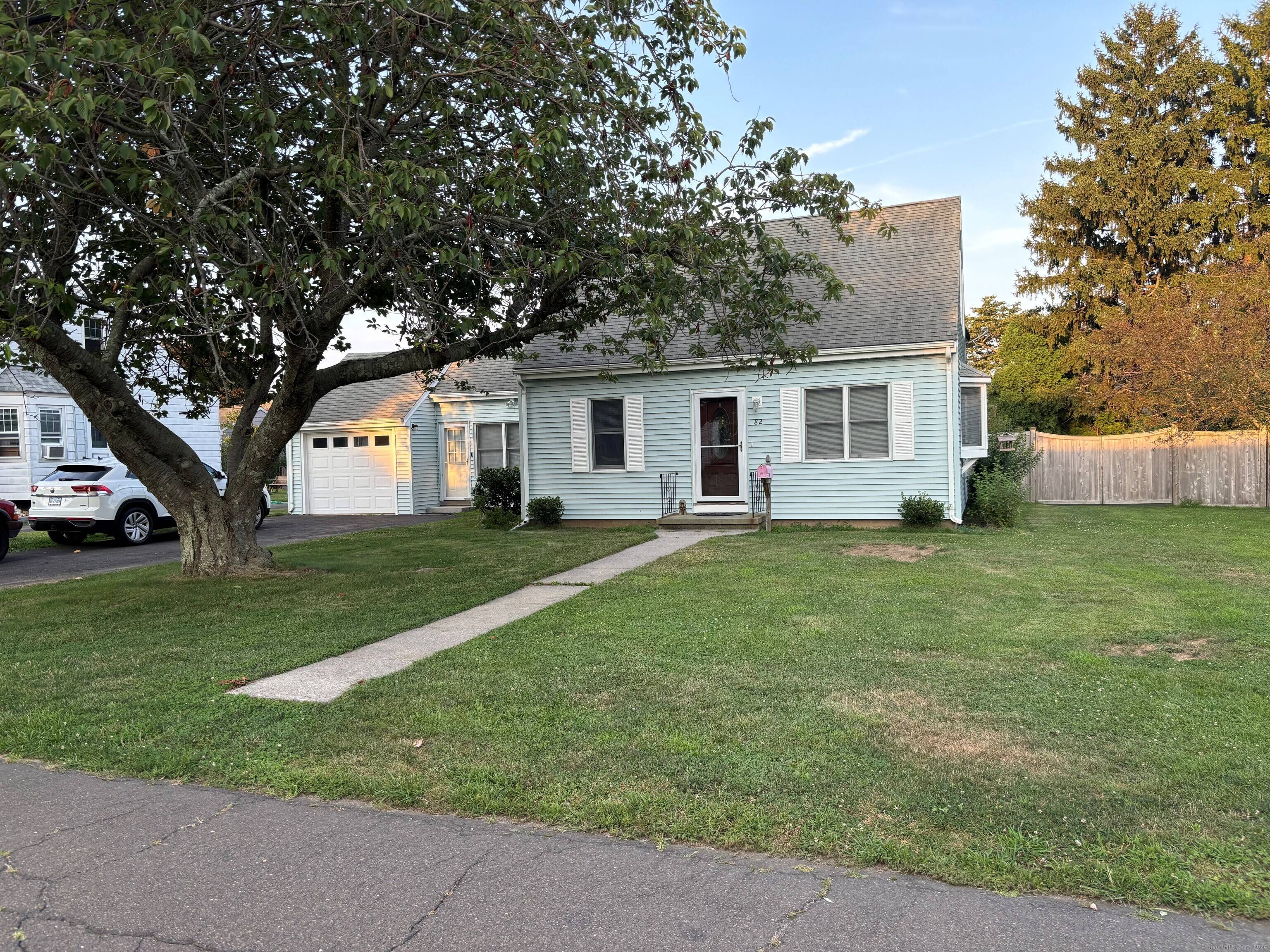 Introducing a new to market Lordship rental opportunity on Laurel Street.