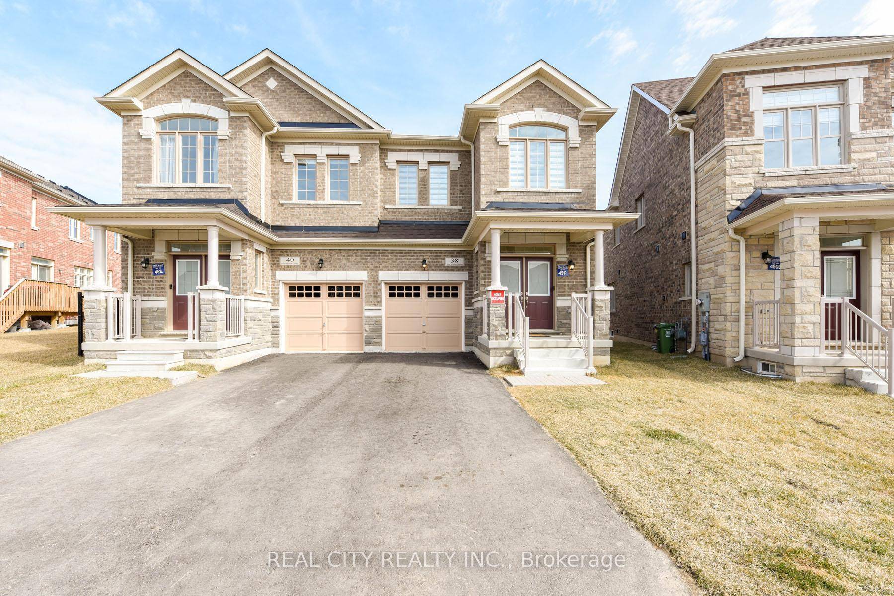 Stunning Fully Furnished Semi Detached Home for Lease in Mountainview Heights, Waterdown.