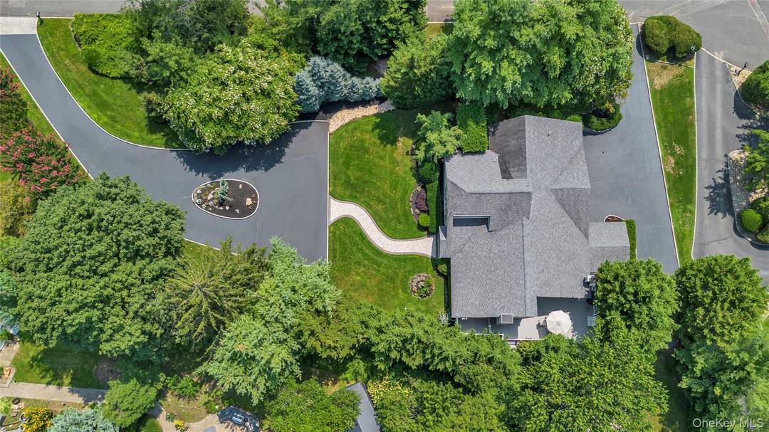 Welcome to 3 Porpoise Court Nestled in the exclusive enclave of Northport Bay Estates, affectionately known as The Pit in the village, this rare gem offers a lifestyle of unparalleled ...