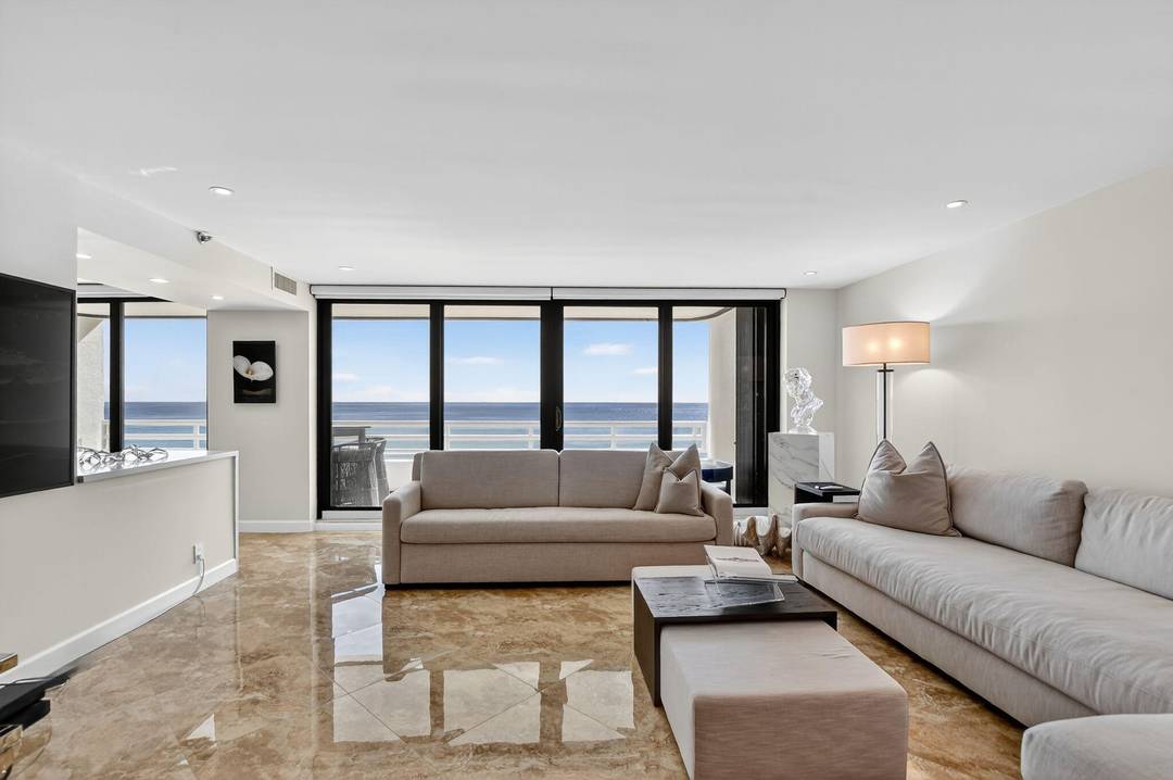 S 704 is the oceanfront rental you've been waiting for.