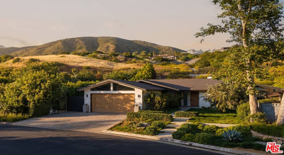 6328 Paseo Canyon Dr 4BR Malibu La
