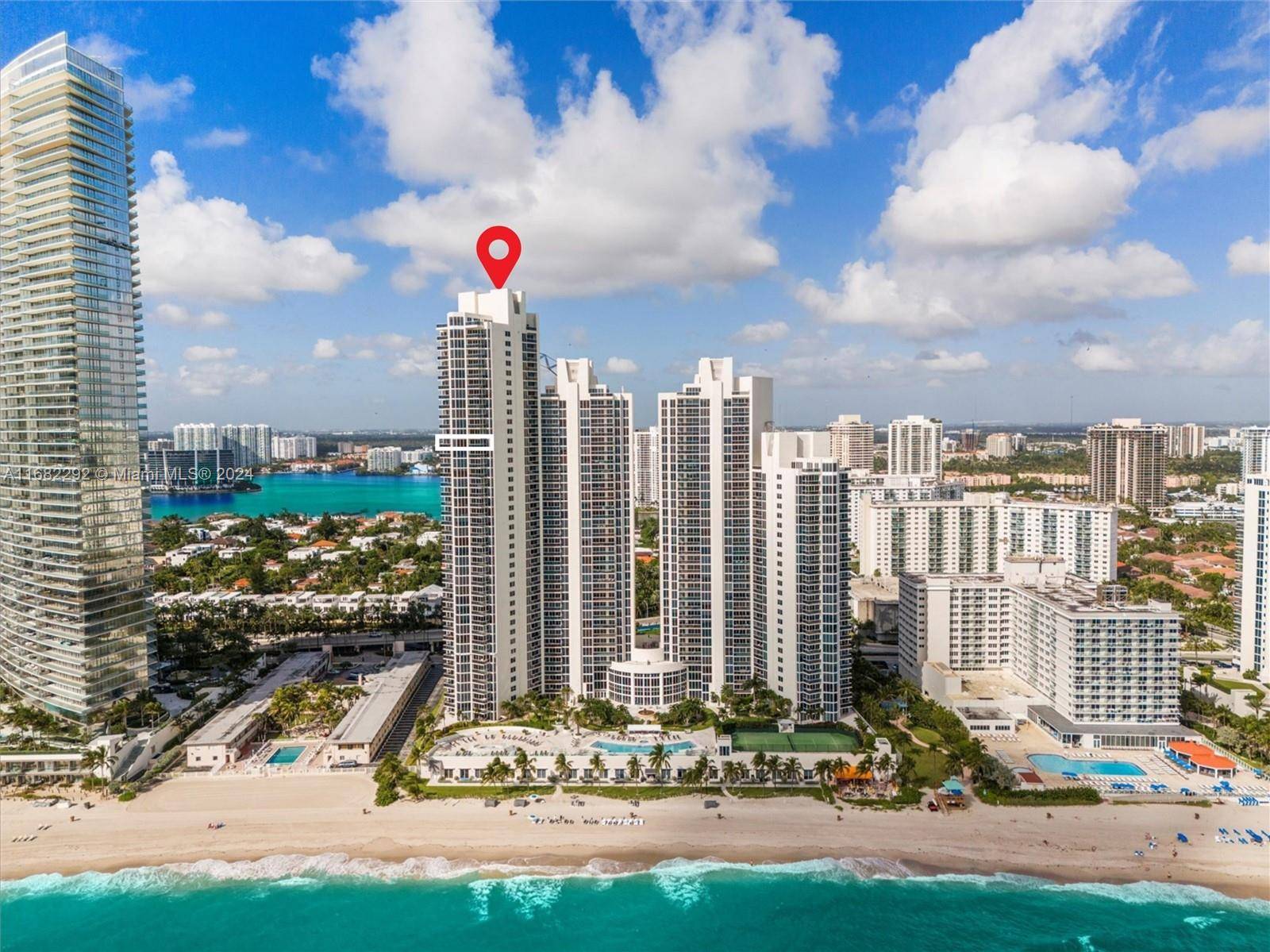 Stunning Oceanfront 3 Bedroom on the 29th Floor with Amazing Views Welcome to your dream home in the sky !
