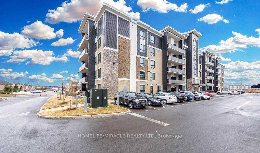 Modern Living with Stunning Views in Milton !
