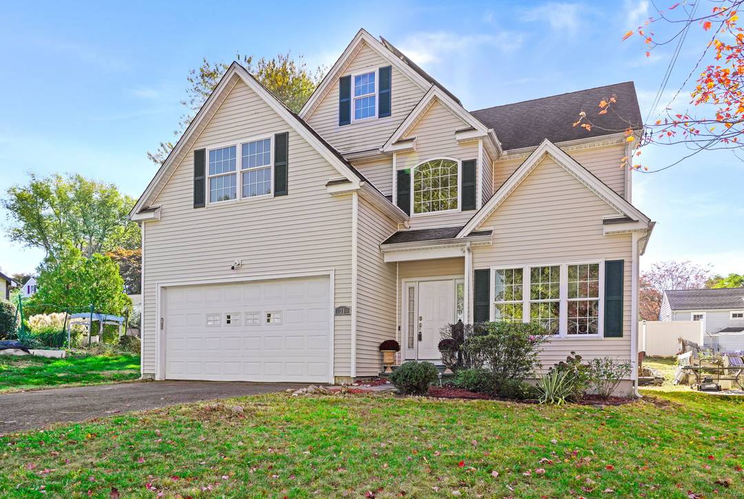 31 June Avenue blends a classic layout with modern versatility an exceptional opportunity to own in one of Norwalk's most desirable enclaves.