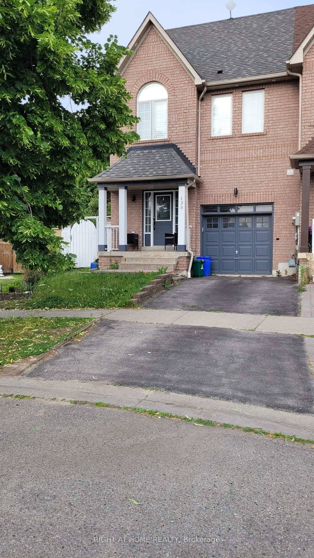 Welcome to this beautiful end unit townhouse set on one of the biggest pie shaped lots in the neighborhood, offering over 1800 sqft of finished living space perfect for growing ...