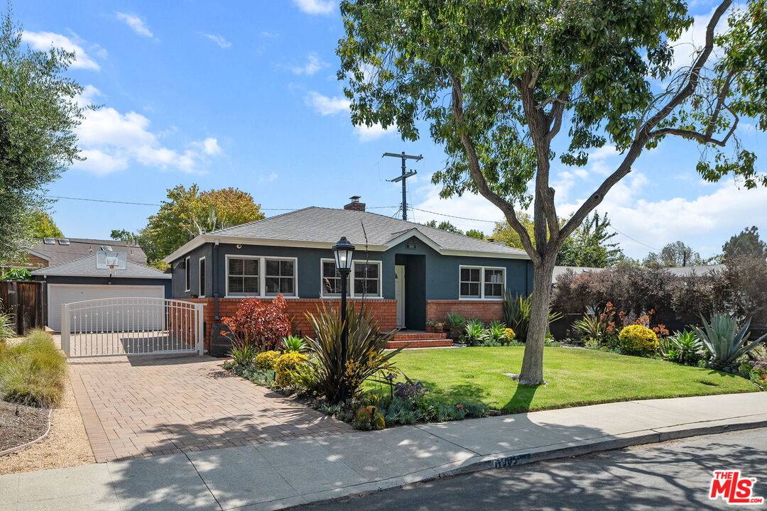11963   Woodbine St 3BR Marina Del Rey La