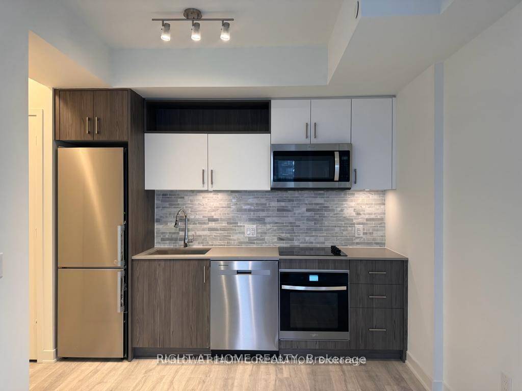 Welcome To Social By Pemberton Group, A 52 Storey High Rise Tower W Luxurious Finishes amp ; Breathtaking Views In The Heart Of Toronto, Corner Of Dundas Church.
