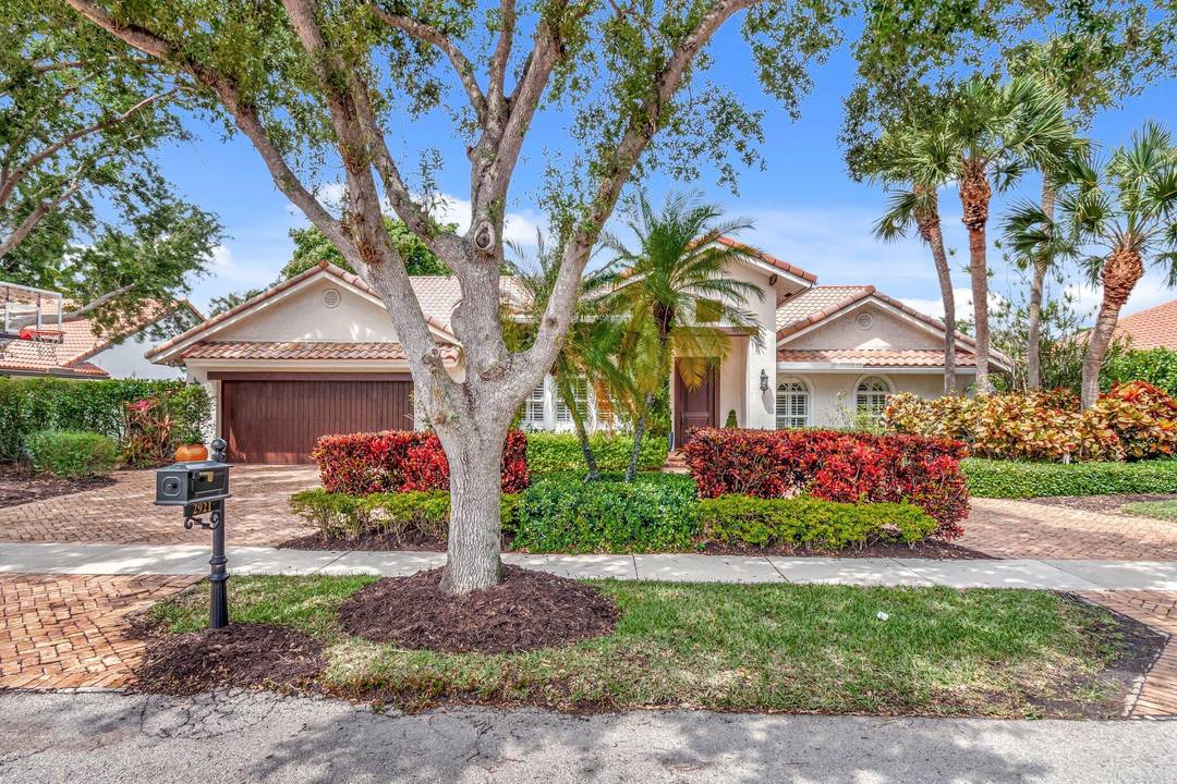 Welcome to a home that truly checks all the boxes a beautifully updated 4 bedroom, 3 bath plus den pool home, right in the heart of Boca Raton.