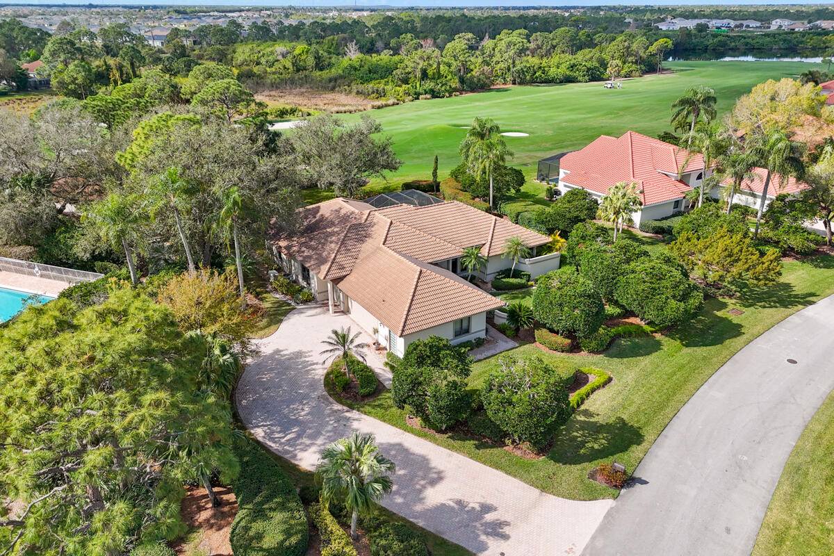 Discover the perfect blend of privacy, luxury, and nature in this stunning 0.
