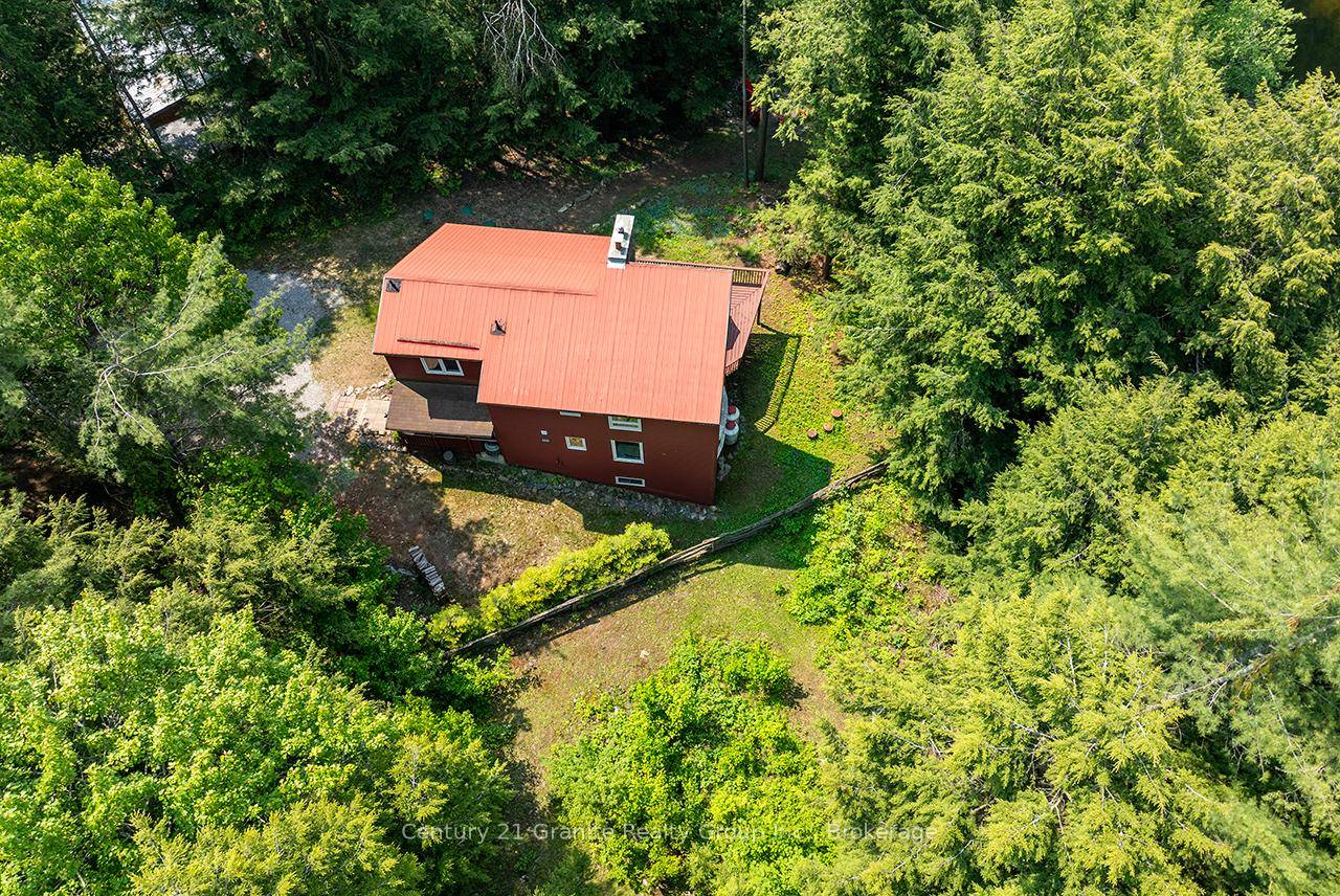 Private Gull River Retreat Turnkey Cottage with Airbnb Income !