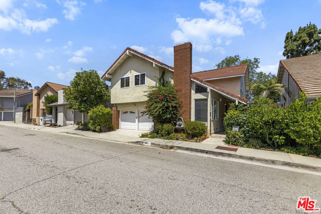 10211   Clematis Ct 5BR Bel Air La