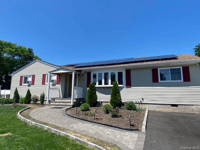 Nice cozy Ranch, in Mint Condition features 05 Bedrooms, 02 full Baths, Hardwood floors.