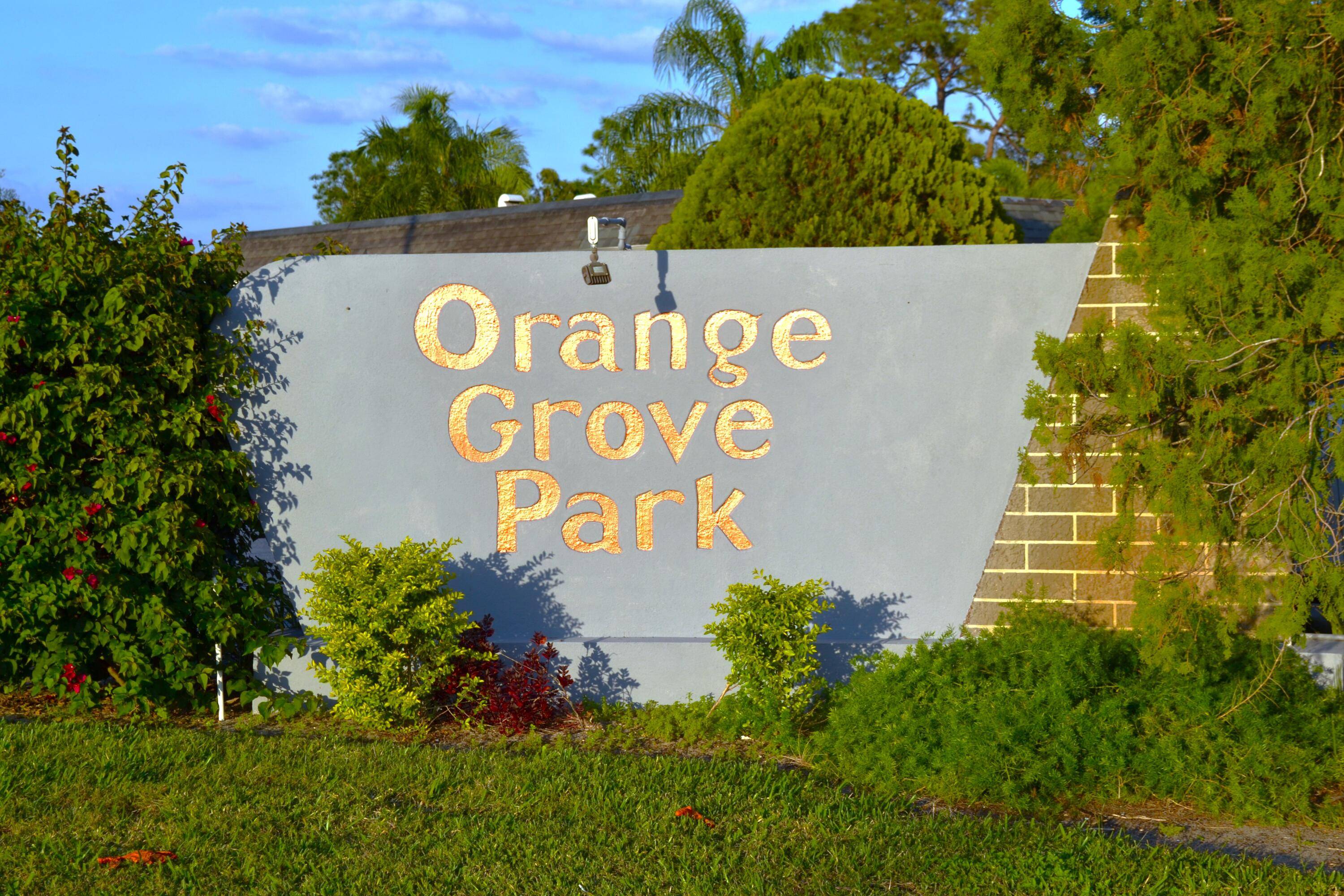 Discover peaceful Condo 2 bedroom and 2 bathrooms with new sterling oak waterproof vinyl floor throughout house.